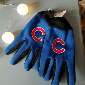 Chicago Cubs gloves